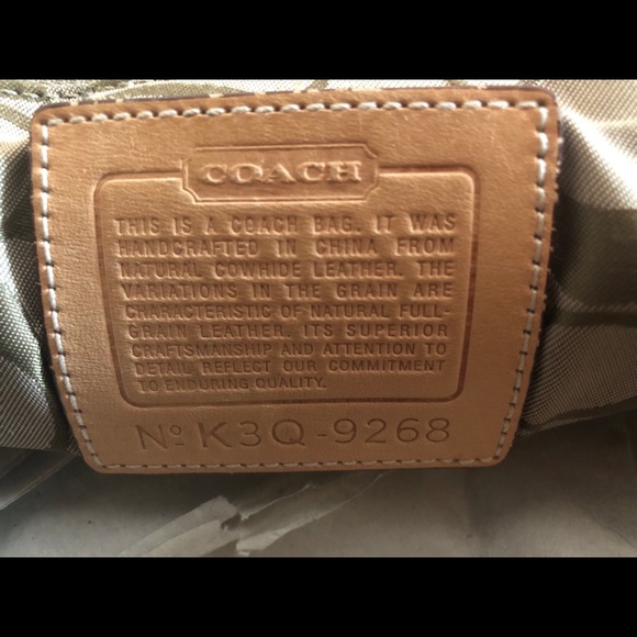 Coach Handbag - Picture 3 of 7